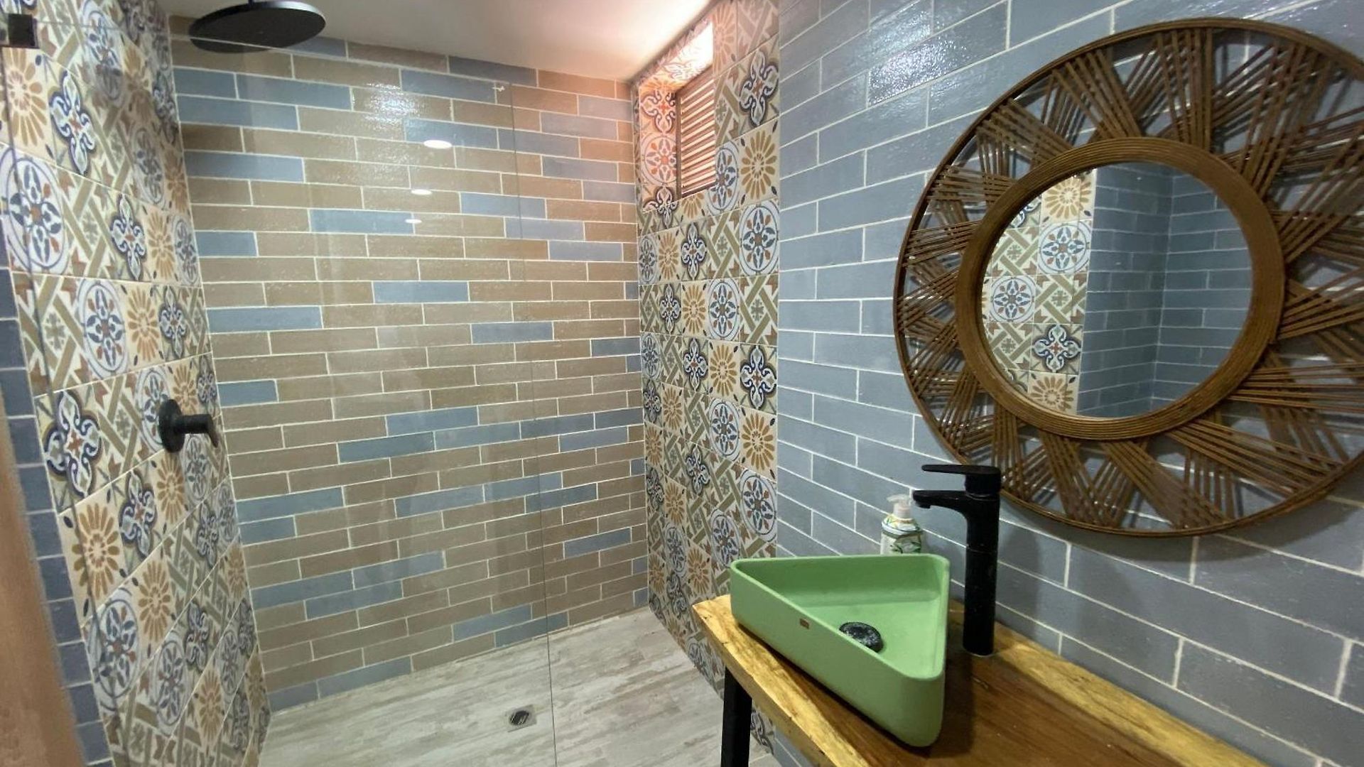Fantastic 5br House- Baru Grande
