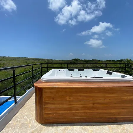 Сasa de vacaciones Fantastic 5br House- Baru Grande *